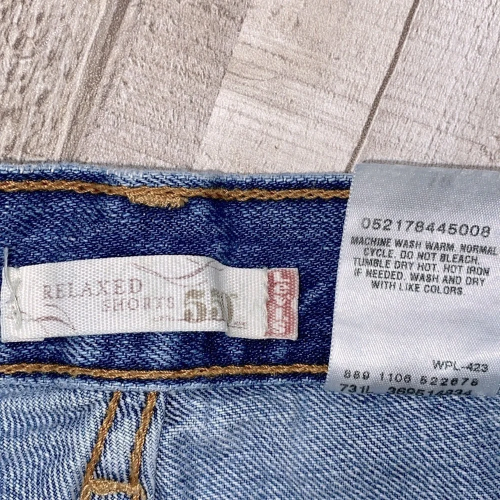 Levi’s vintage denim shorts size 10